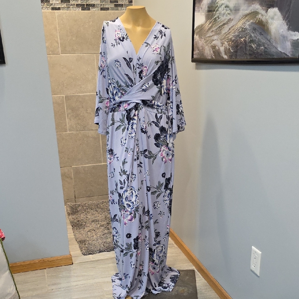 Jessica Simpson Light Lavender Floral Wrap Maternity Maxi Dress! NWT!